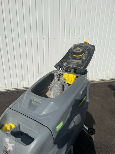 Engin de voirie Kärcher B 120 W BP