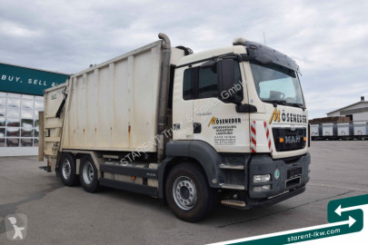 Camion benne à ordures ménagères MAN