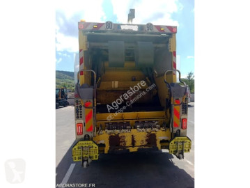 Camión volquete para residuos domésticos