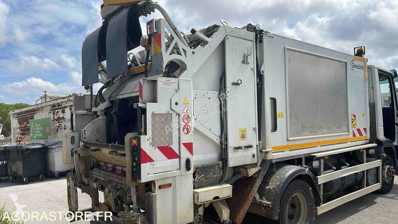 Útfenntartó-és-karbantartógép Iveco 120ELG20