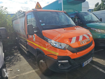 Camion de colectare a deşeurilor menajere Iveco