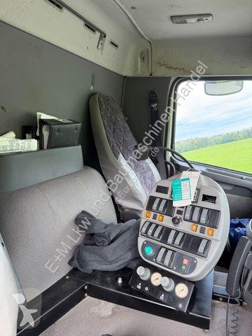 Коммунальная техника  Volvo FM 9 4X2 KEHRMASCHINE