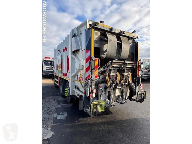 Vehículo de limpieza viaria