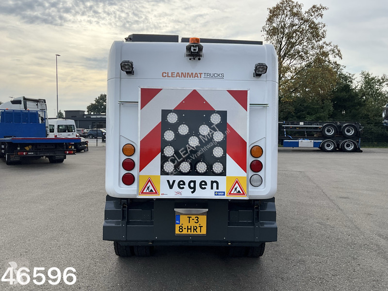 Gemeentevoertuig Ravo 540 Euro 6 with 3-rd brush