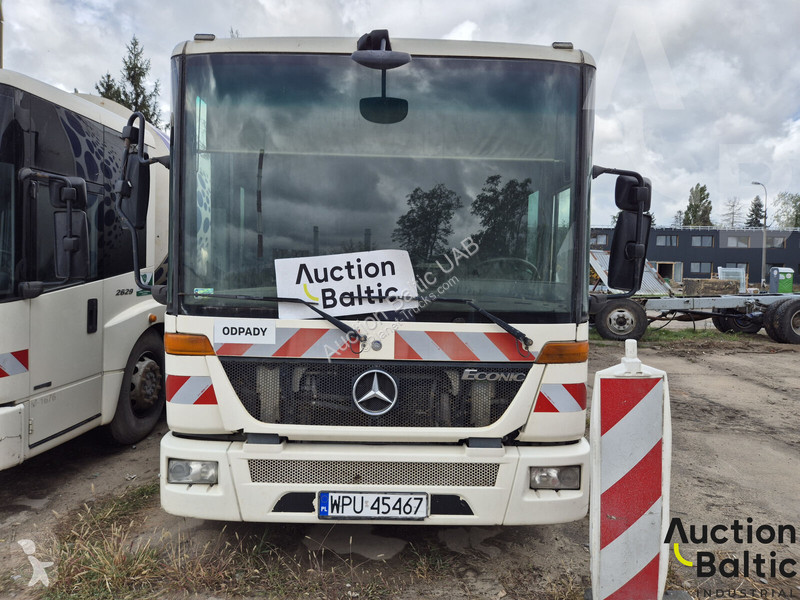 Engin de voirie Mercedes ECONIC