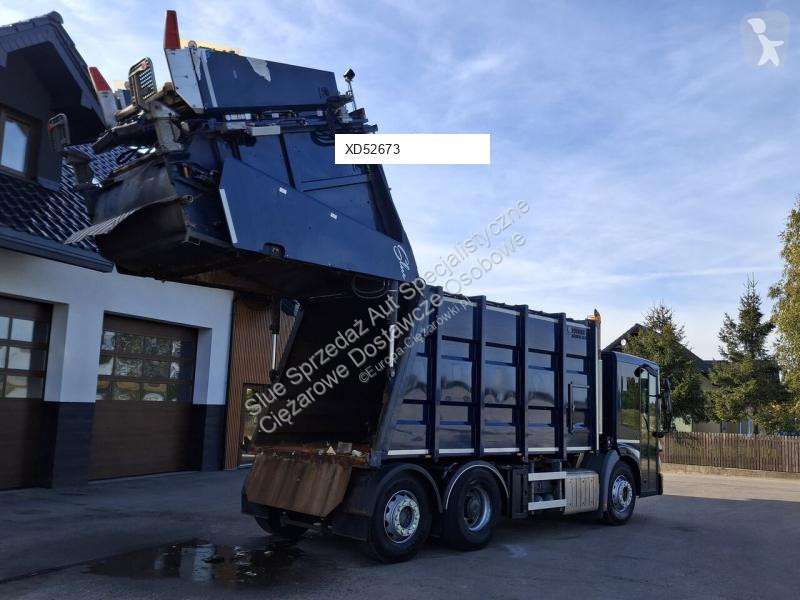 Utilaje pentru drumuri Mercedes Medium XLS...