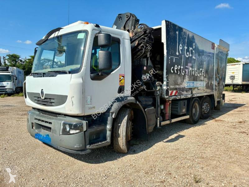 آلة لصيانة الطرق Renault 320 DXI
