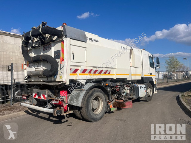Volvo FM370 road network trucks