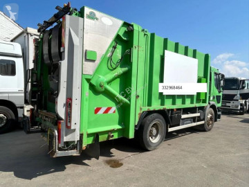 Camion benne à ordures ménagères Renault