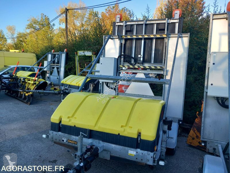 FLR road network trucks