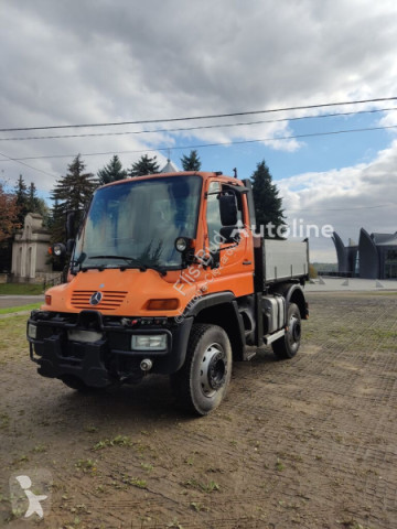 Mercedes road network trucks