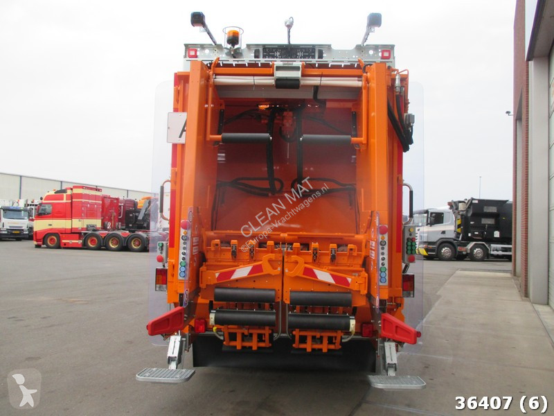 Silniční stroje Mercedes 2533 Zoeller 21,5m3