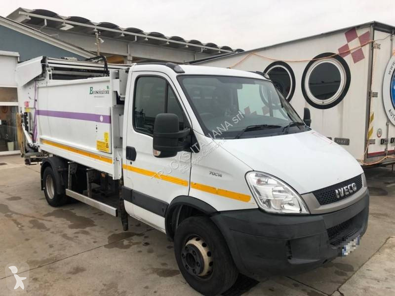 Silniční stroje Iveco 70C14 GUIDA A DESTRA...