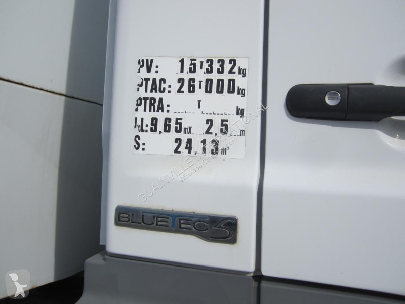 Utilaje pentru drumuri Mercedes 2533