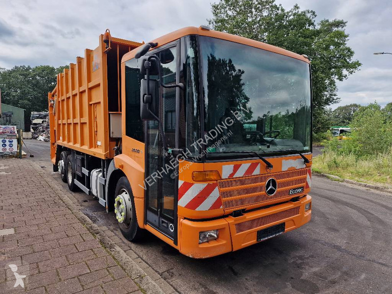 Utilaje pentru drumuri Mercedes 2628