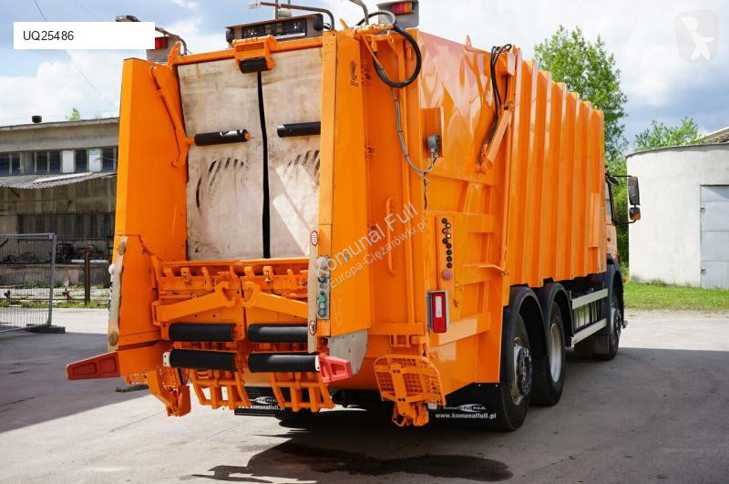 Silniční stroje Mercedes VARIOPRESS 524