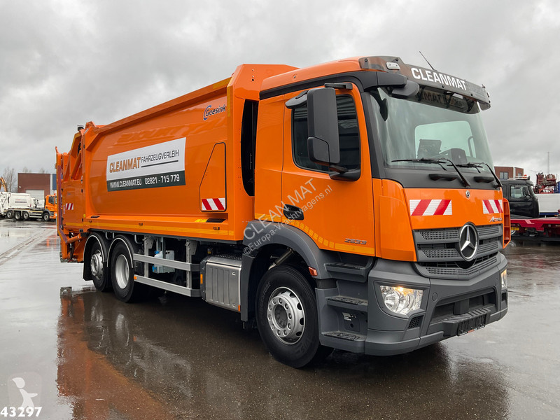 Utilaje pentru drumuri Mercedes 2533 Geesink...