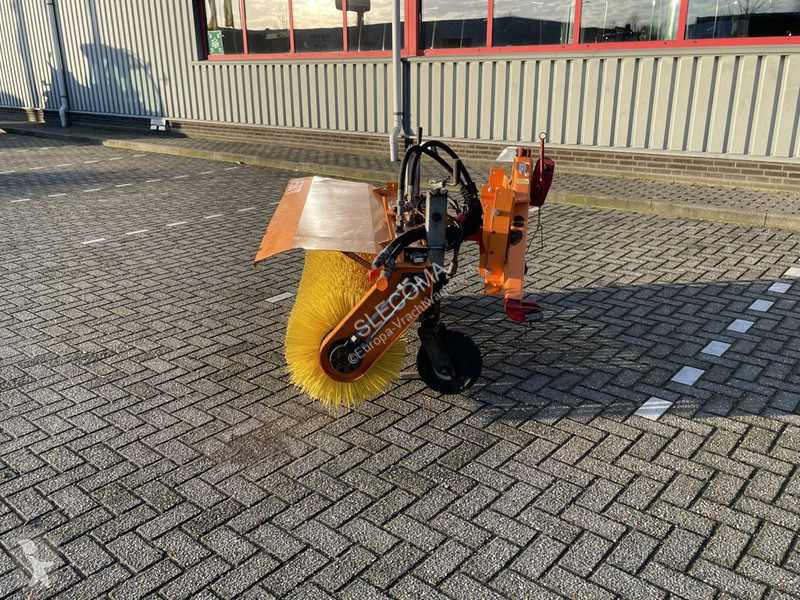 Gemeentevoertuig  Veegmachine HF1600S