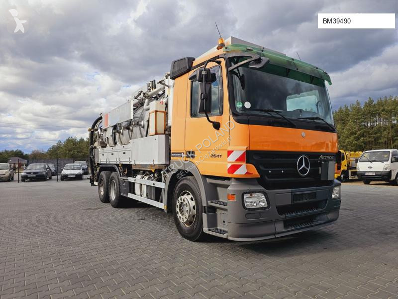 آلة لصيانة الطرق Mercedes WUKO KROLL COMBI FOR...