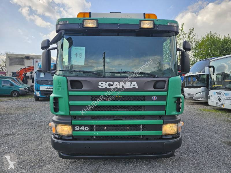 Vehículo de limpieza viaria Scania