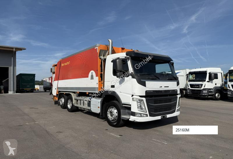 Silniční stroje Volvo FM-330