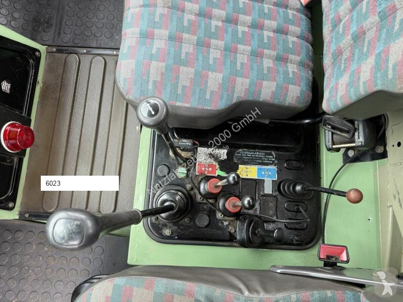 Utilaje pentru drumuri Mercedes