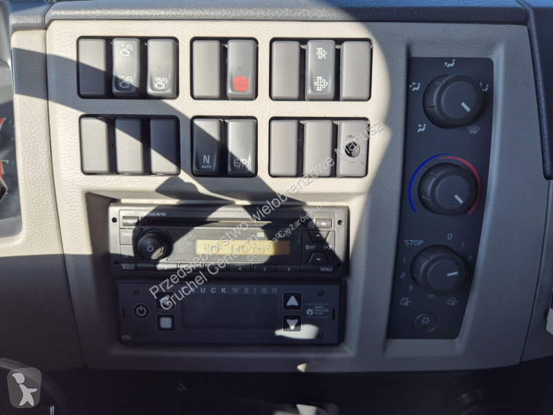 آلة لصيانة الطرق Volvo FE 280 / GEESINKNORBA /...