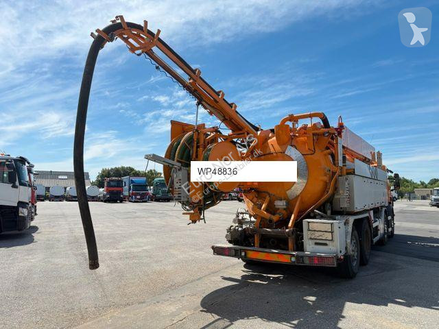 Maskine til vejarbejde  SCANIA P380 8x2*6...