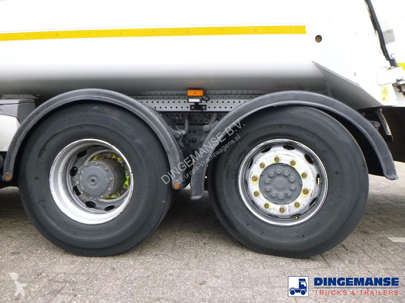 Engin de voirie Mercedes 2629 6x2 RHD Faun...