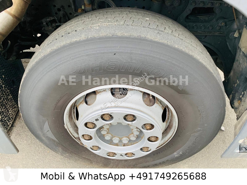 آلة لصيانة الطرق Mercedes 2533 M ClassicSpace...