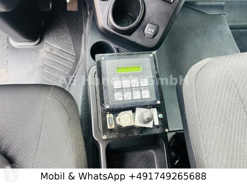 Engin de voirie Mercedes 2533 M ClassicSpace BL...