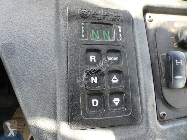 Vehículo de limpieza viaria Renault D19