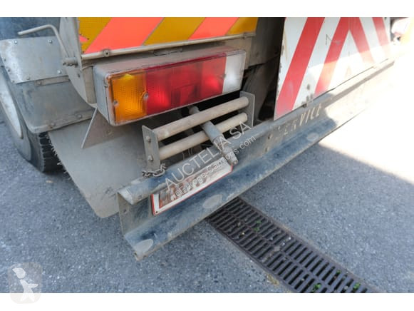 آلة لصيانة الطرق Volvo FL6 14