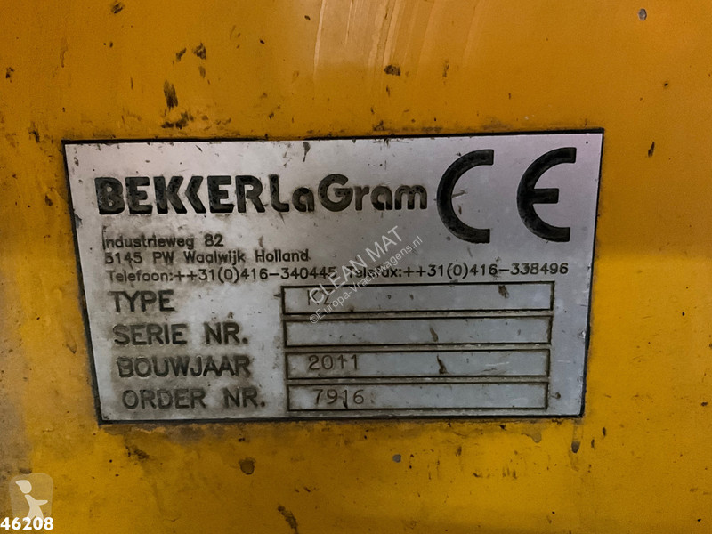 آلة لصيانة الطرق Scania P 360 Euro 6 Bekker...
