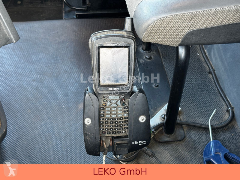 آلة لصيانة الطرق Renault C380 Lenkachse