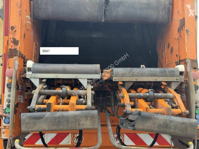 Utilaje pentru drumuri MAN Medium X2i 28