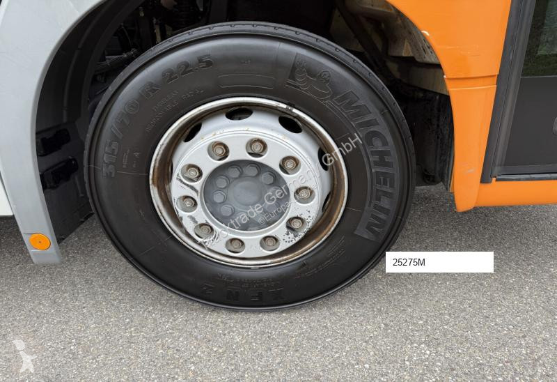 Silniční stroje Mercedes 2633