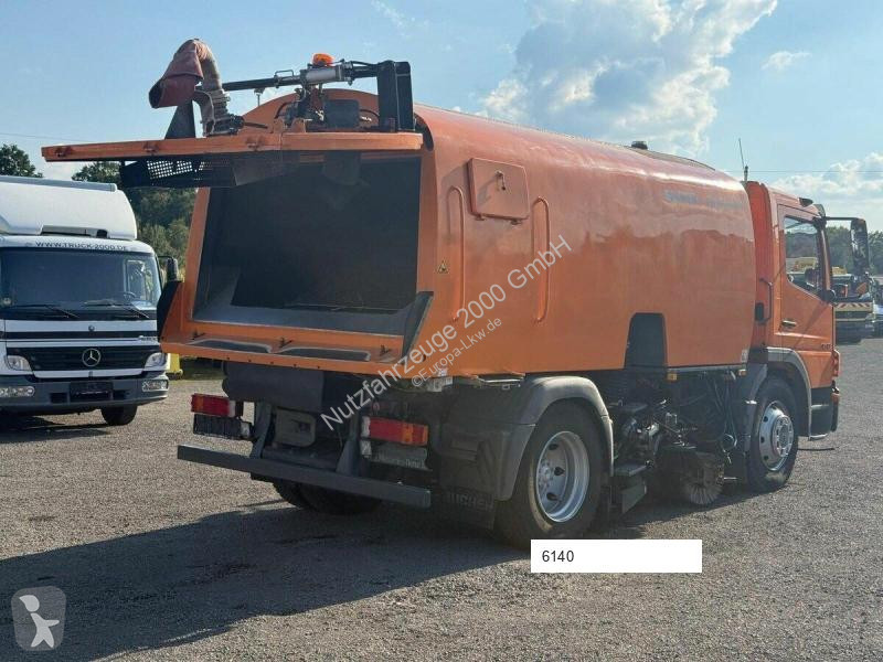 Silniční stroje Mercedes
