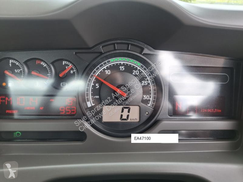 آلة لصيانة الطرق Renault VS500
