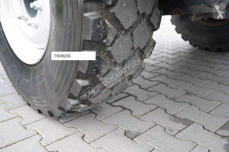 Útfenntartó-és-karbantartógép Mercedes UNIMOG...