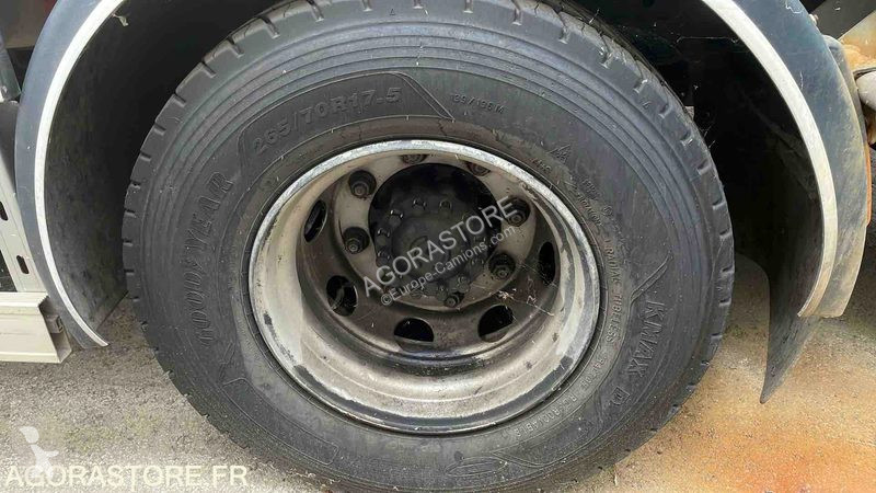 Engin de voirie Volkswagen POLO