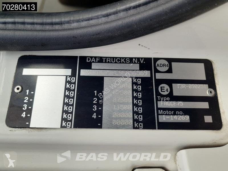 Vägmaskiner DAF 250 6X2 NL -Truck...