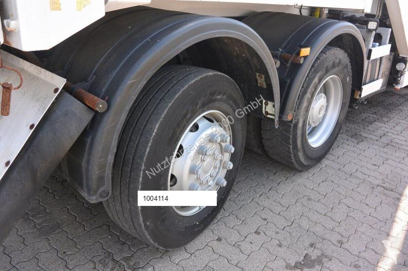 Utilaje pentru drumuri Mercedes