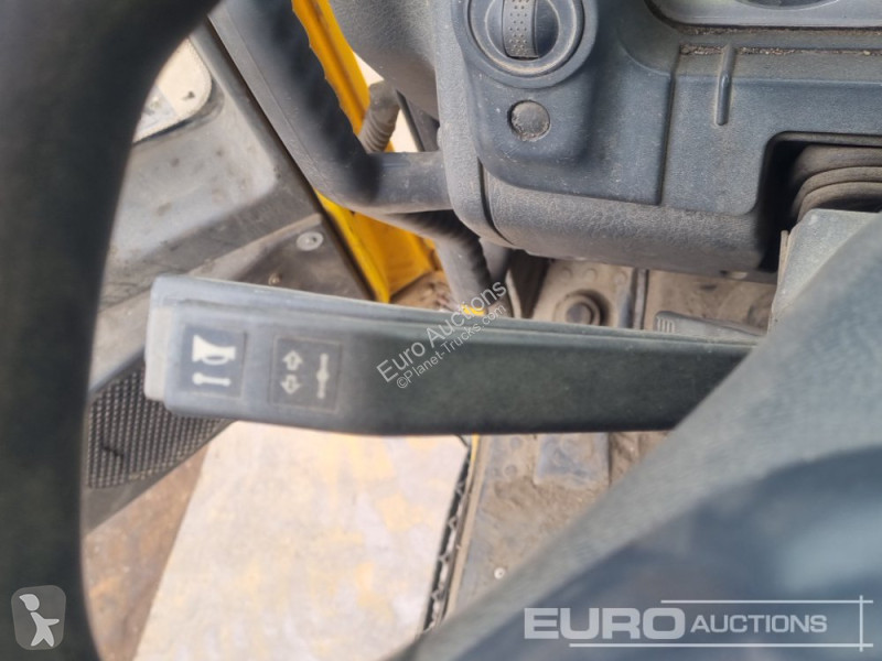 Utilaje pentru drumuri Iveco Euro Cargo 140E18