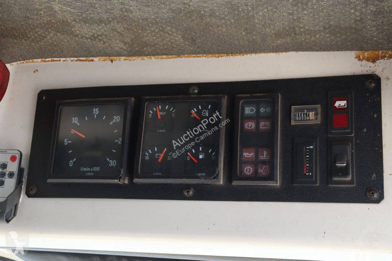 Vägmaskiner Ravo 5002 SI