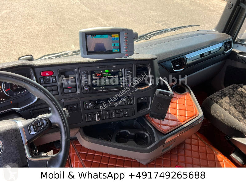 آلة لصيانة الطرق Scania R 410  Faun...