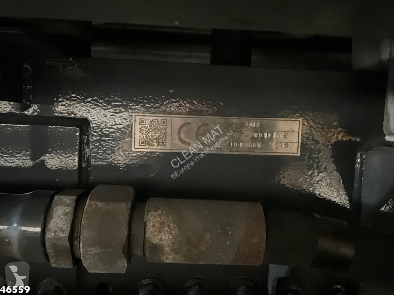 Vehículo de limpieza viaria Mercedes ANTOS 2133...
