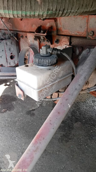 Útfenntartó-és-karbantartógép Iveco 100E18