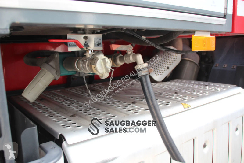 Gemeentevoertuig Mercedes 3251 RSP SAUGBAGGER 2020