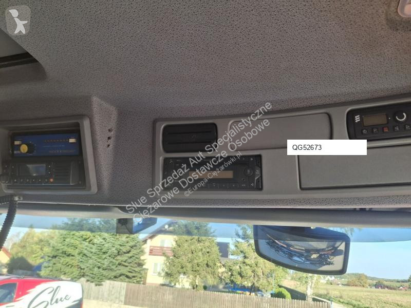 Utilaje pentru drumuri Mercedes 1829 Zamiatarka...